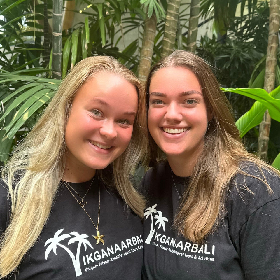 Mensen dragen IKGANAARBALI T-shirts